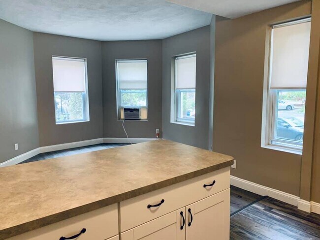 Foto del edificio - 1862 Beacon St