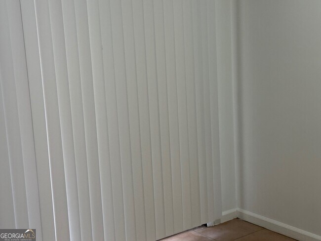 Foto del edificio - 1736 Salem Woods Dr SE