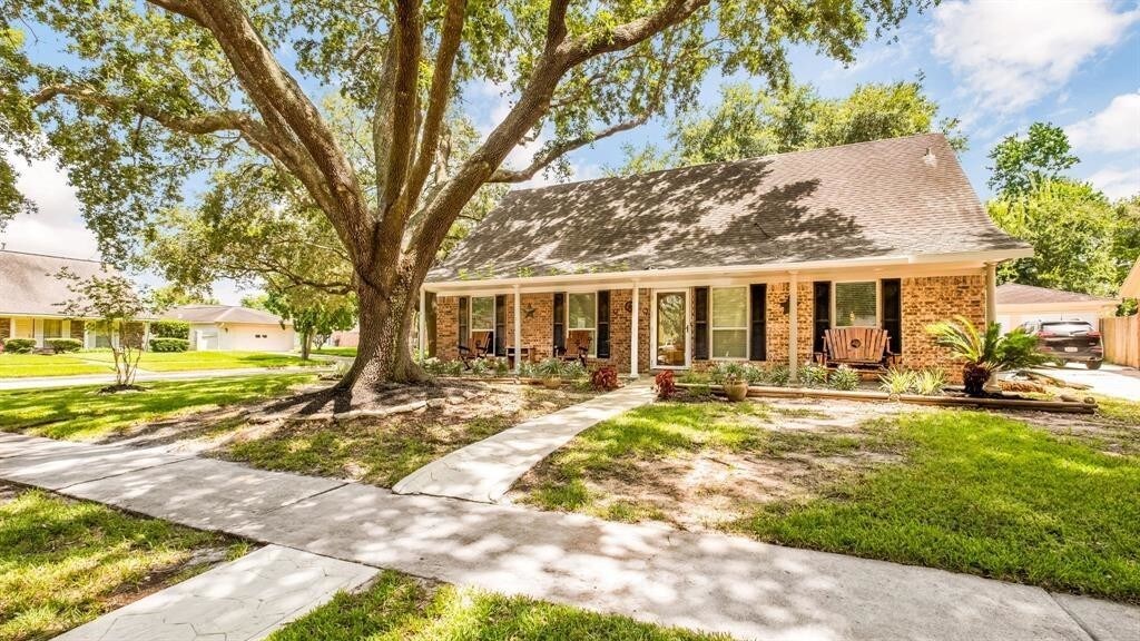 Primary Photo - 1403 Cherry Creek Ct