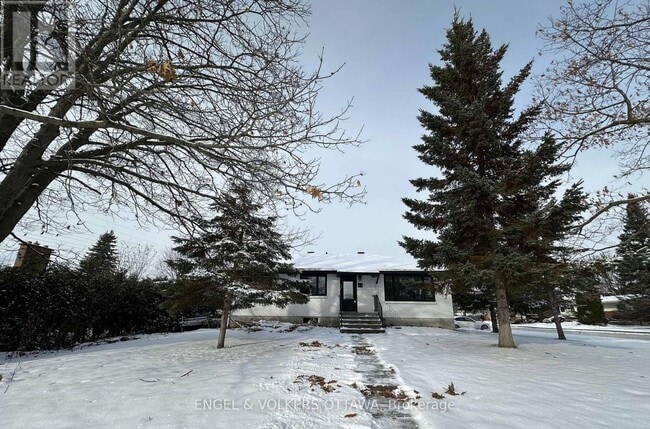 Building Photo - 41 Fieldrow St