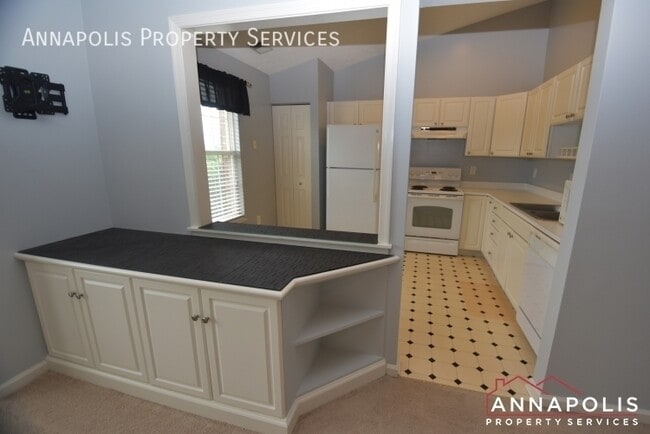 Building Photo - 694 Winding Stream Way