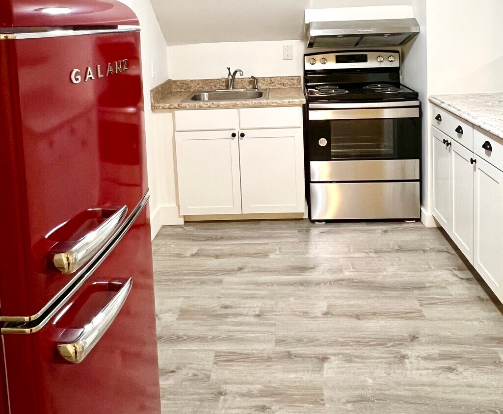 1713 Burwell Street, Bremerton, WA 98337 Townhome Rentals in