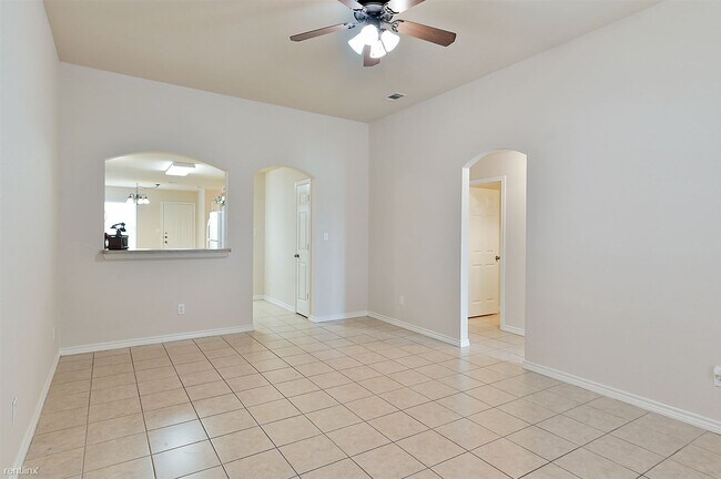 Building Photo - 3 br, 3 bath Duplex - 3552 Paloma Ridge Drive