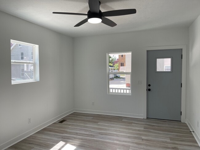 Building Photo - 2275 W 11th St