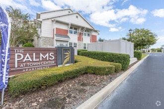 Building Photo - The Palms at Town Center