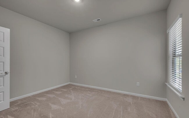 Bedroom 2 - 159 Little Britain St