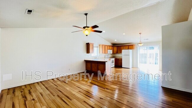 Foto del edificio - 5718 Westport Ln