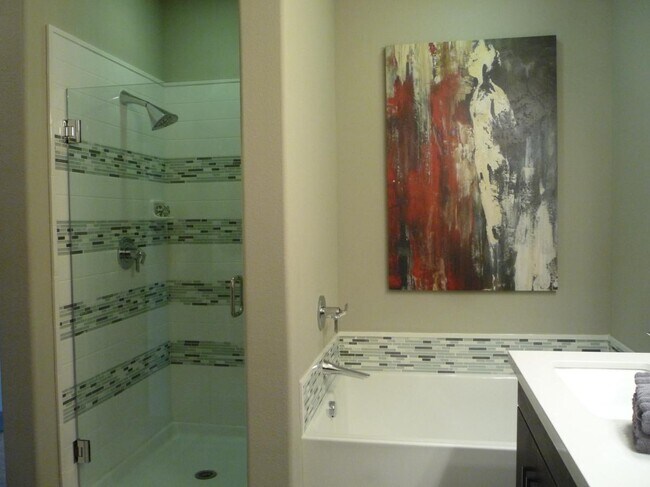 Foto del edificio - 1510 W Artesia Sq