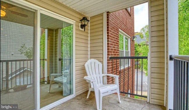 Building Photo - 3306 Wyndham Cir