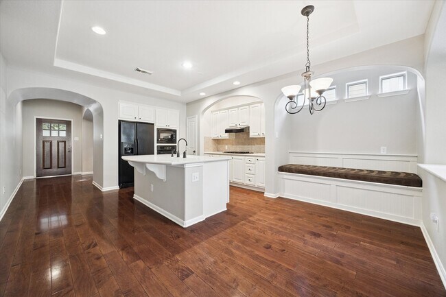 Foto del edificio - 6 Douvaine Ct