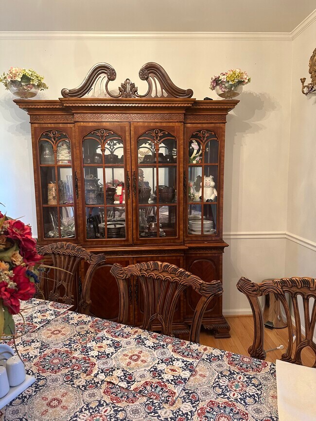 Foto del edificio - 5 Tree Hollow Dr