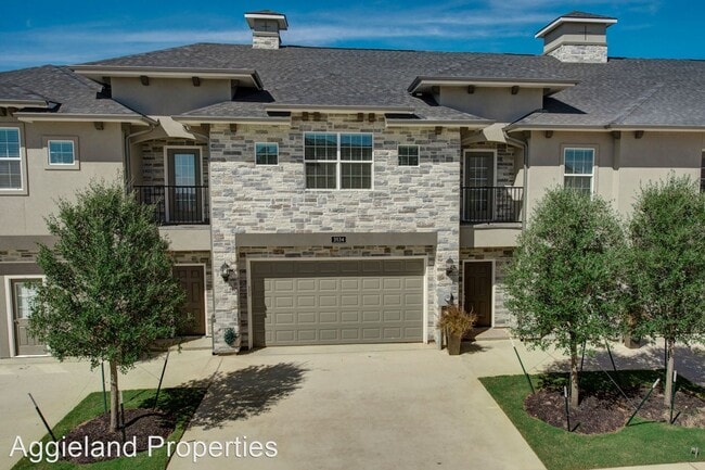 Building Photo - 3 br, 3.5 bath House - 3521 Summerway