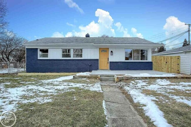 Building Photo - 47705 Roland St