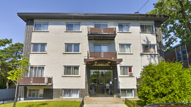 Building Photo - 1125 Rue Galt