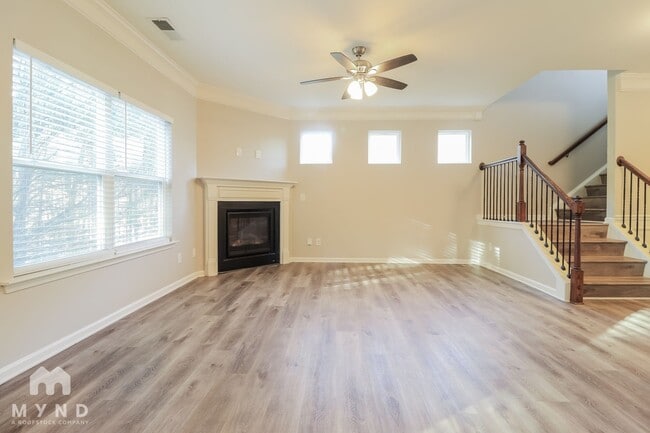 Building Photo - 41 Minima Ct