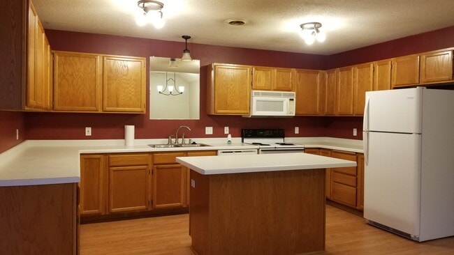 Building Photo - 2236 Sacia Ln
