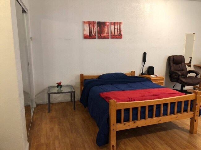Foto del edificio - 6410 Vallejo St