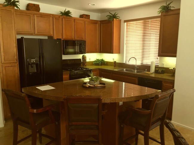 Foto del edificio - 3275 Dehesa Rd