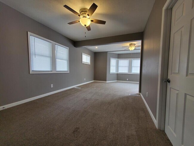 Foto del edificio - 4227 N 57th St