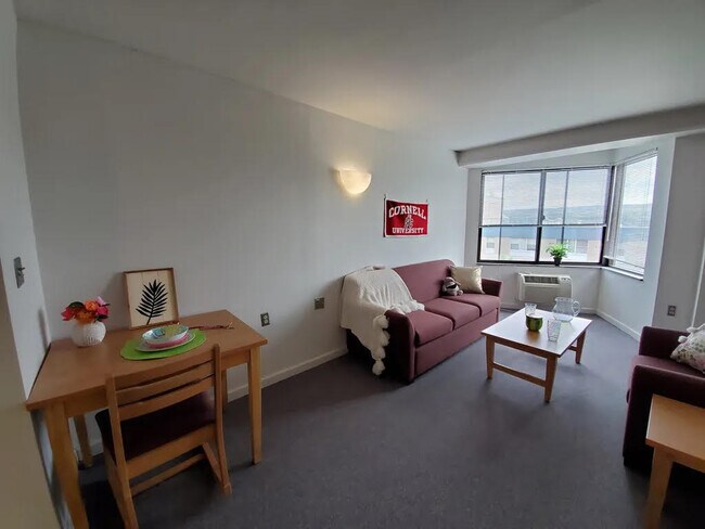 Foto del edificio - 151 Dryden Rd