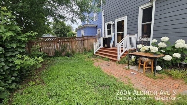 Building Photo - 2604 Aldrich Ave S