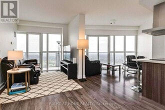 Building Photo - 60 Absolute Ave