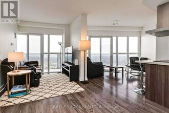 Building Photo - 60 Absolute Ave