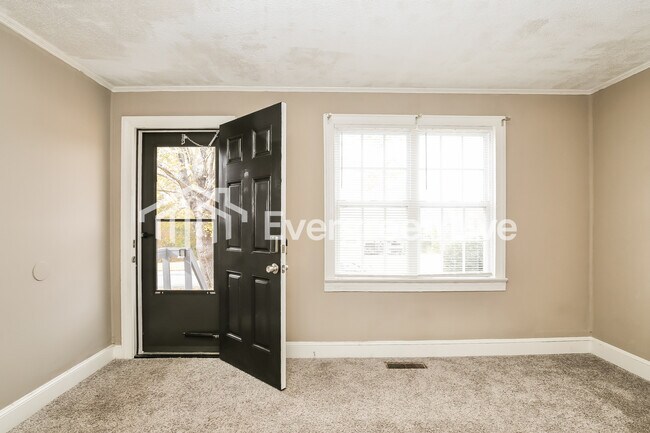 Foto del edificio - 4207 Garden St