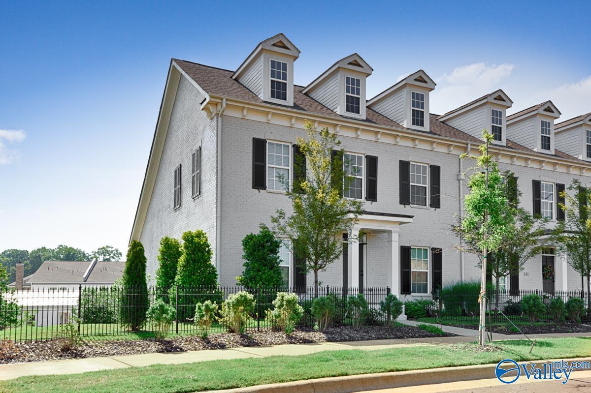 539 Town Madison Blvd, Madison, AL 35758 Townhome Rentals in Madison
