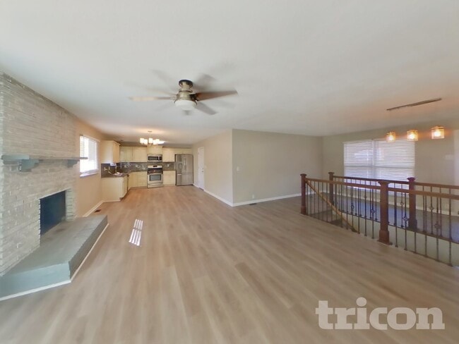 Building Photo - 43 Westbrook Dr