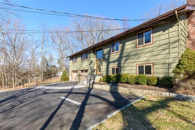 Building Photo - 103 Haviland Dr