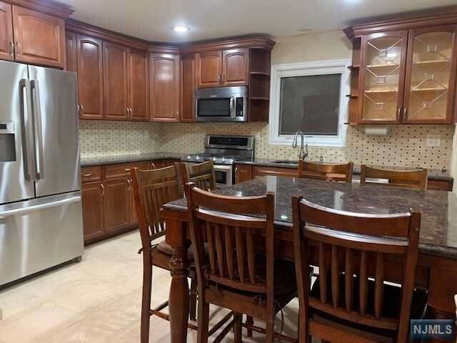 Foto del edificio - 434-436 Jersey Ave