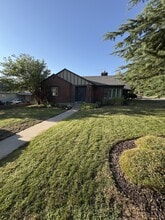 Building Photo - 2395 Bernadine Dr