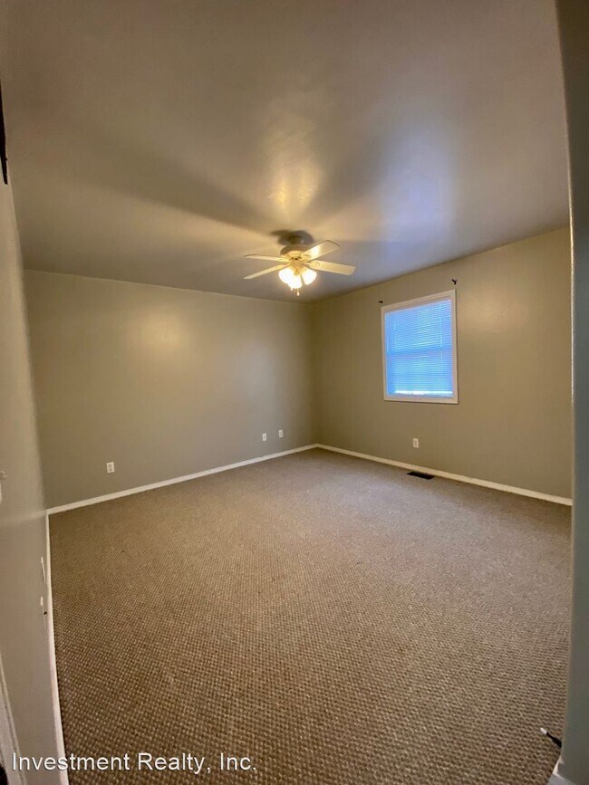 Building Photo - 3 br, 2 bath House - 21104 Larson Rd