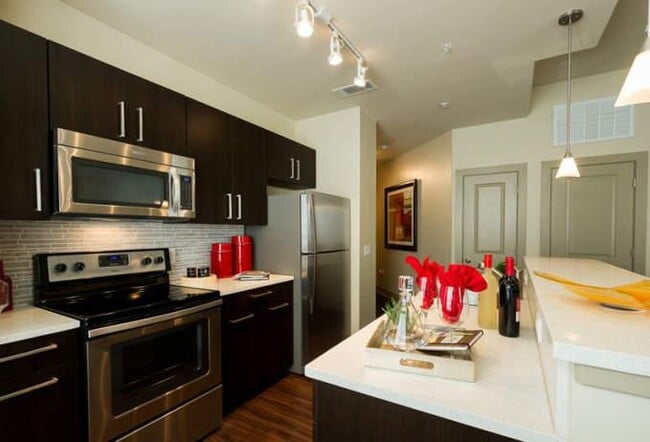 Building Photo - 1 bedroom in Houston TX 77019