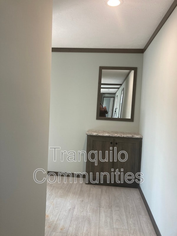 Foto del edificio - 114 Hubert Dr