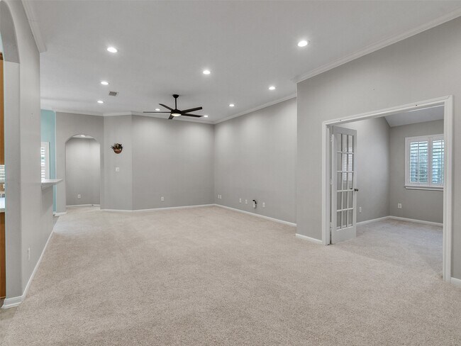 Building Photo - 15950 Cottage Ivy Cir