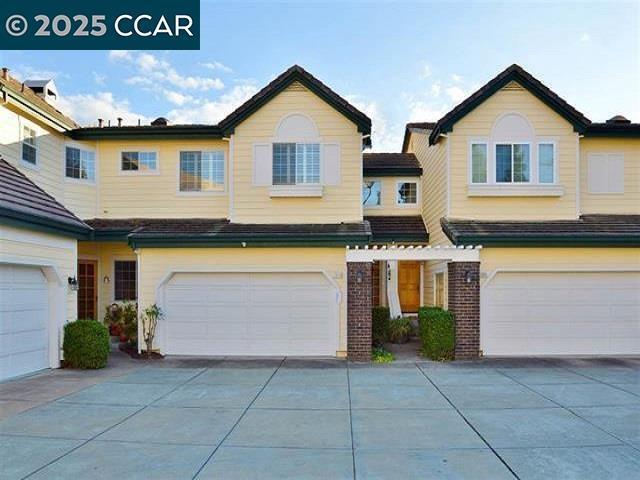 Foto del edificio - 1328 Shell Ln