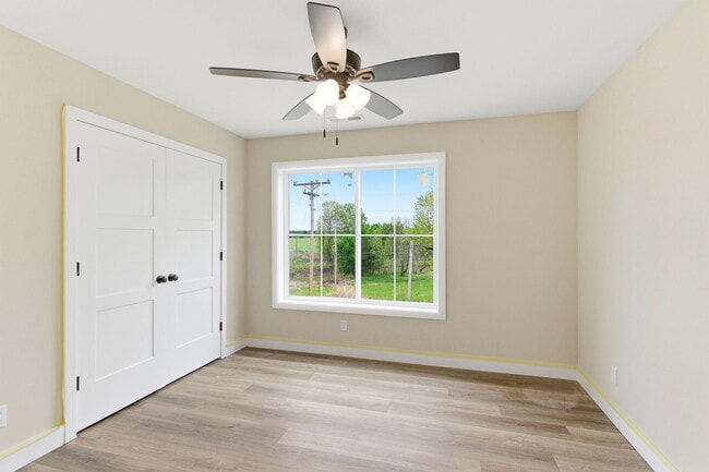 Building Photo - 305 Central St