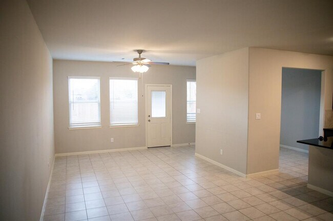 Building Photo - 3538 Terreno Vista Blvd