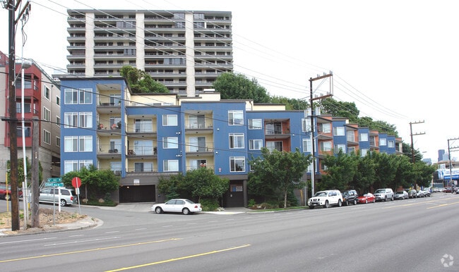 Building Photo - 500 Elliott Ave W
