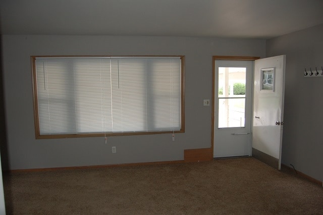 Building Photo - 300 Melrose Ct