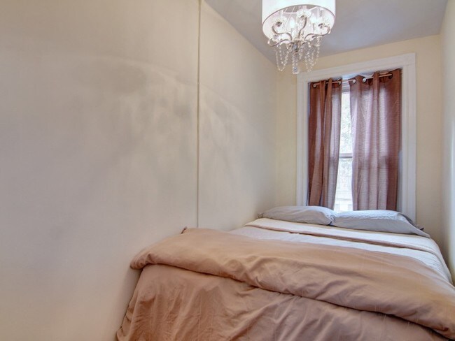 Building Photo - 1109 Park Ave