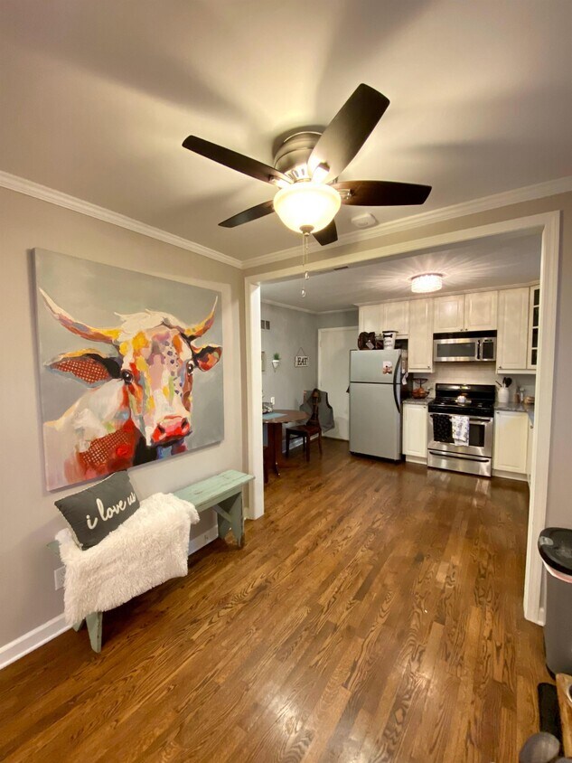 Foto principal - 7516 Belleview Ave