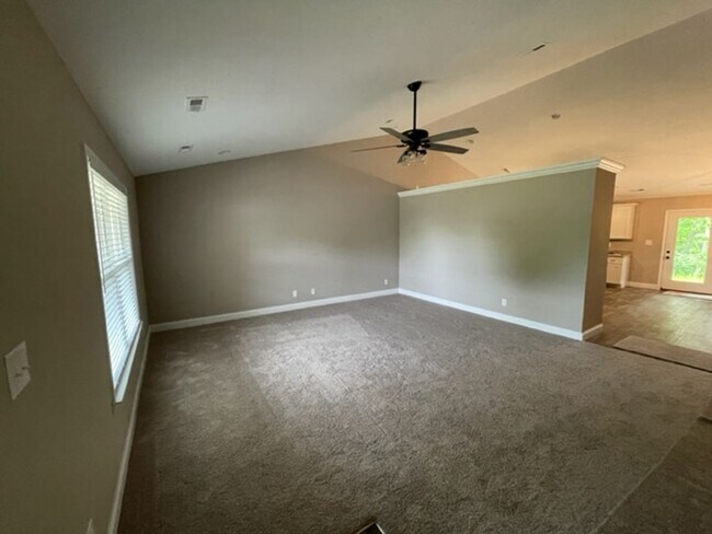Foto del edificio - Maryville 37804 - Brand New 3 bedroom, 2 b...