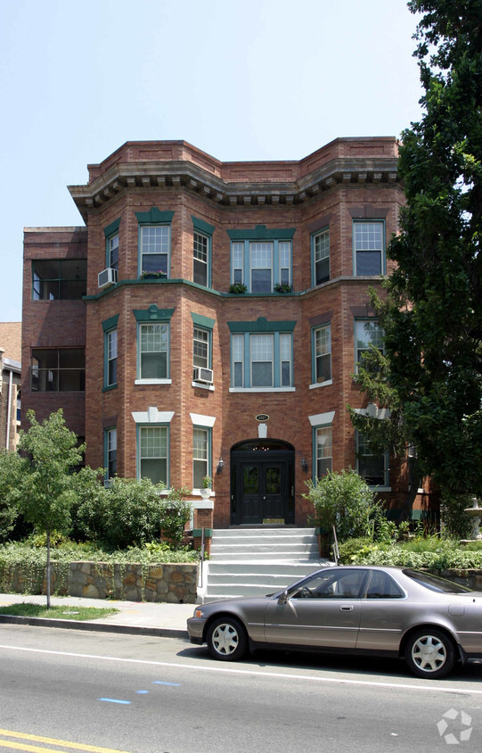 Building Photo - Tivoli Place