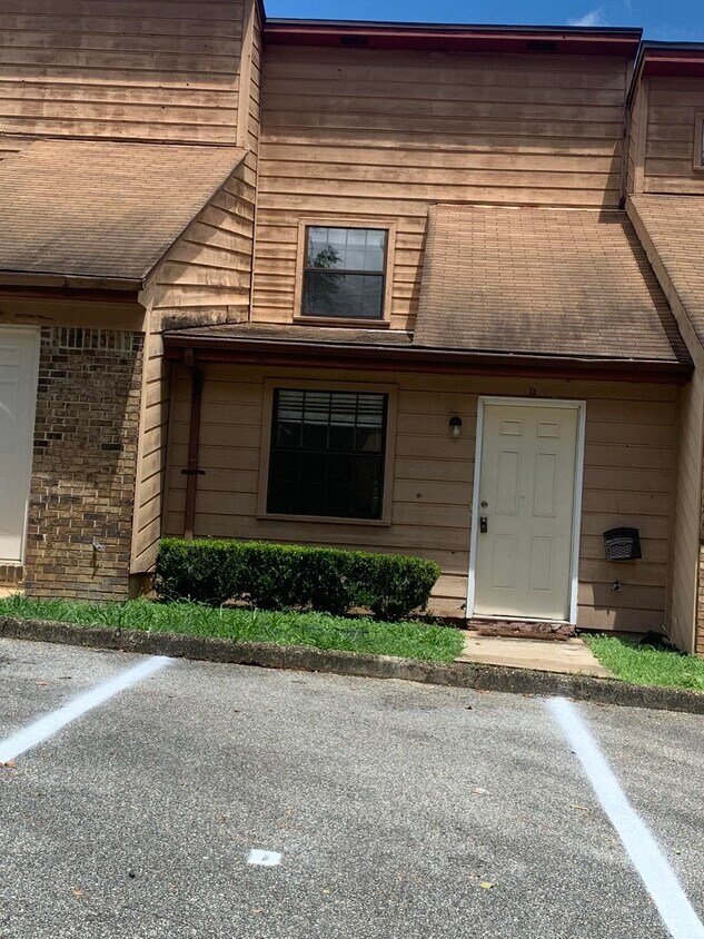1816 Jackson Bluff Rd, Tallahassee, FL 32304 Townhouse for Rent in Tallahassee, FL