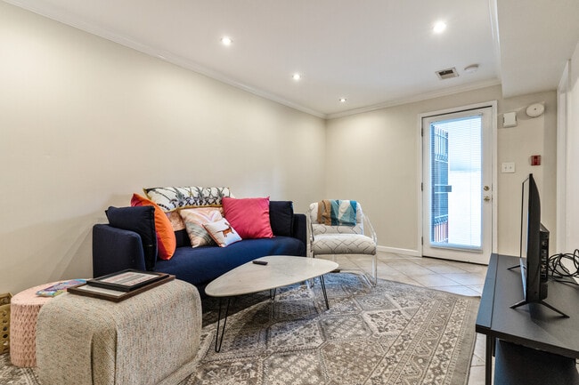 Living room - 1304 Belmont St NW