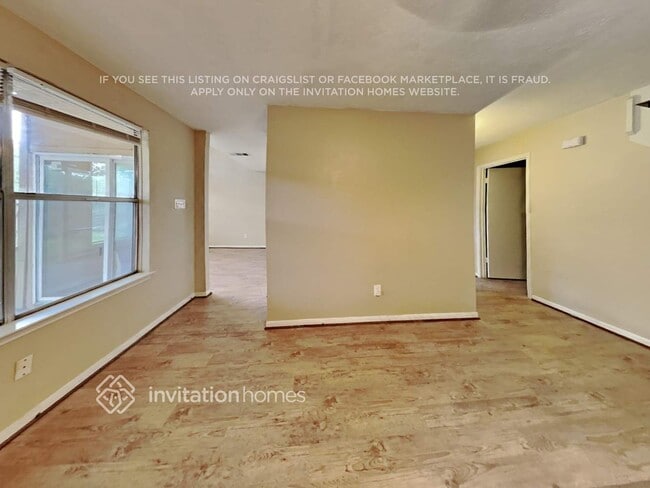 Foto del edificio - 16711 Shrub Oak Dr