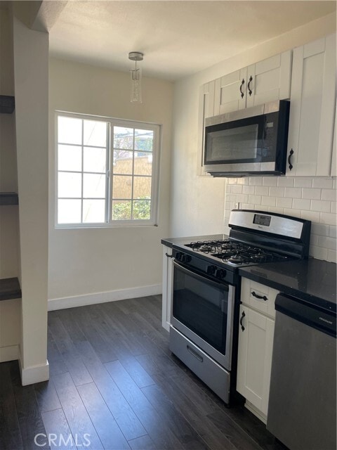 Building Photo - 1327 Douglas St